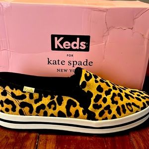 Women’s Kate Spade leopard print shoes size 9 wide